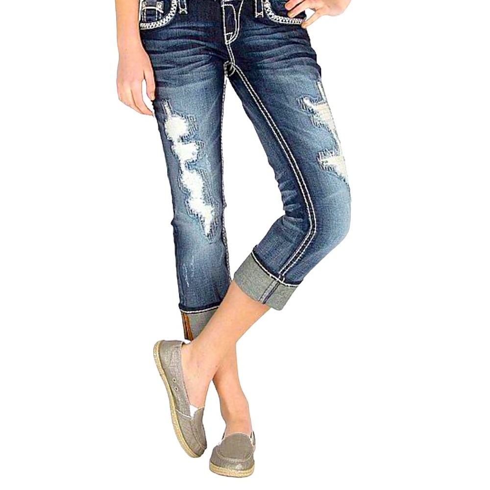 Rock Revival Essie Capri size 29 inseam 25 distressed with bling.